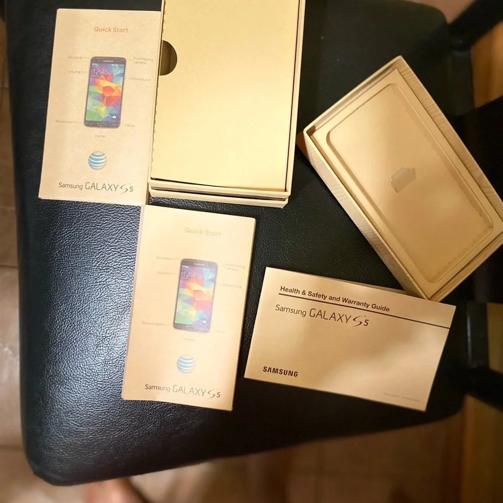 Original empty box from Samsung Galaxy S5